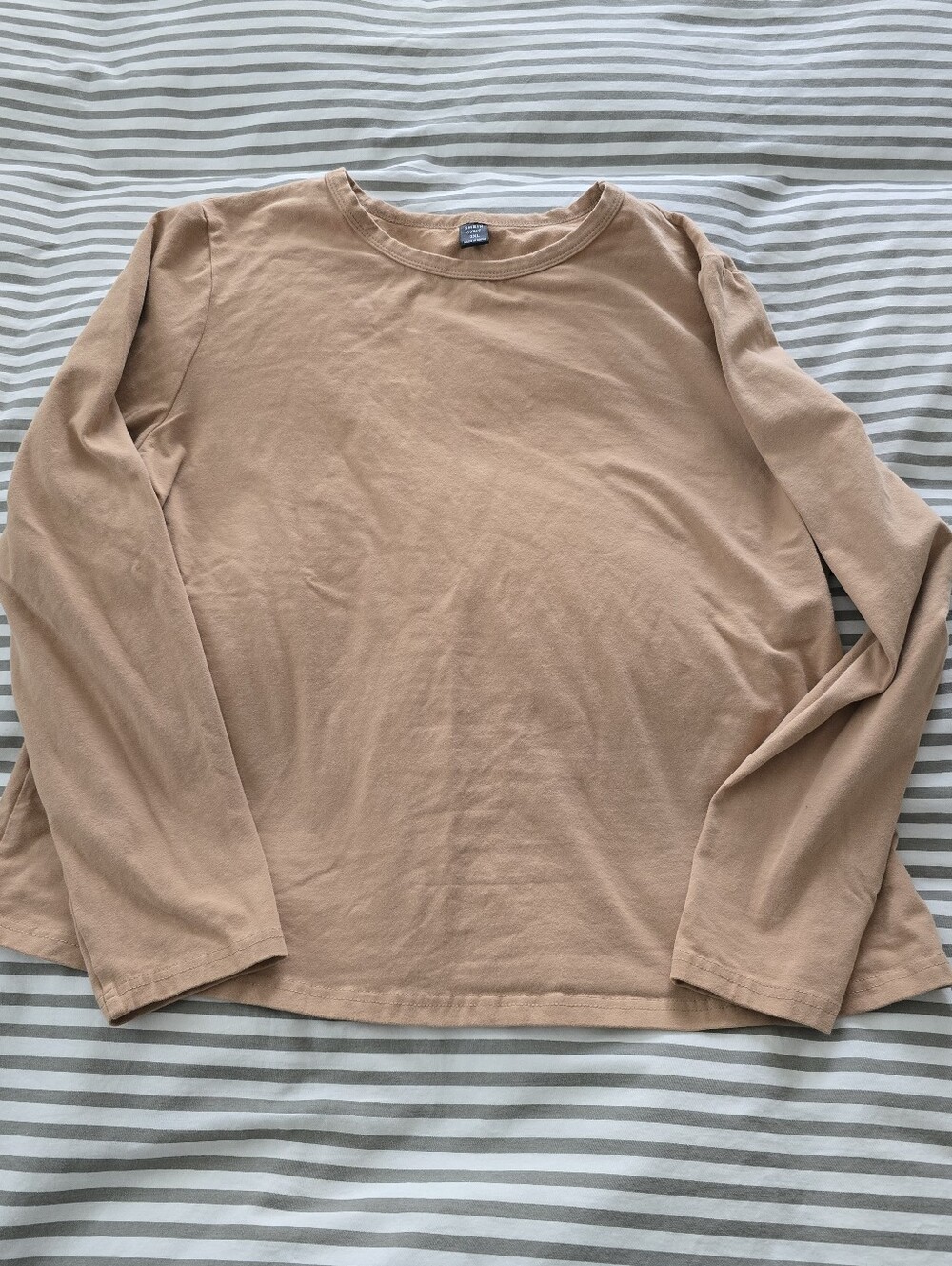 Stretchy Long Sleeve